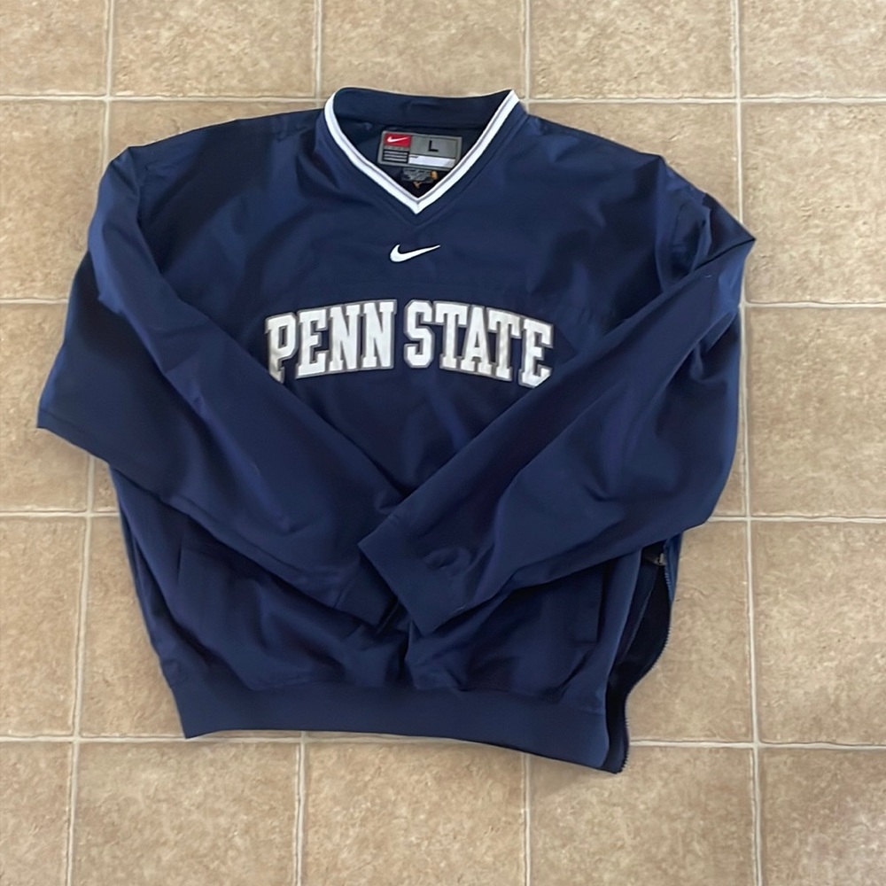 Vintage Penn State Nike long sleeve wind breaker